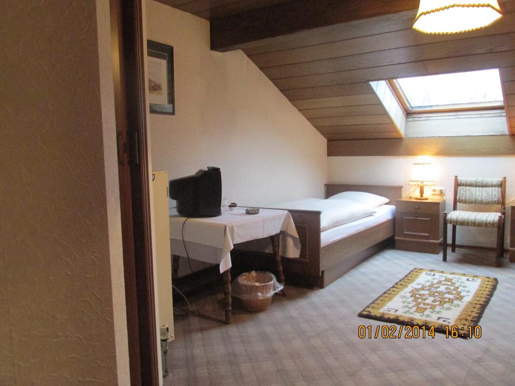 Tholey Hotel Schauenburg الغرفة الصورة
