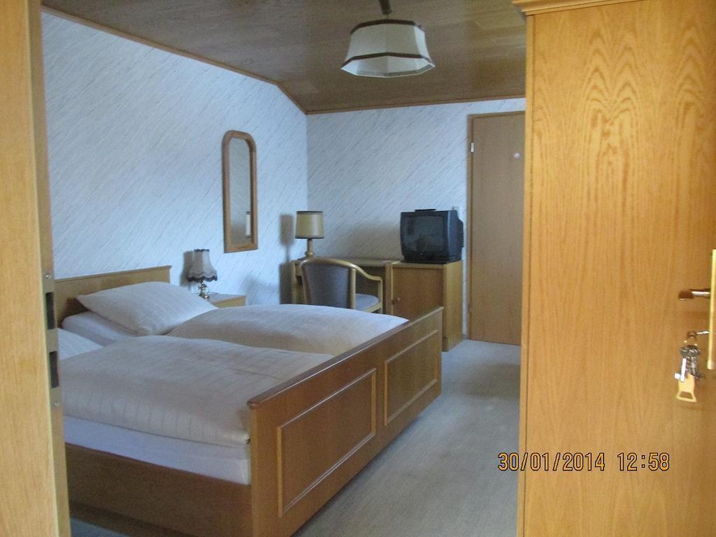 Tholey Hotel Schauenburg الغرفة الصورة