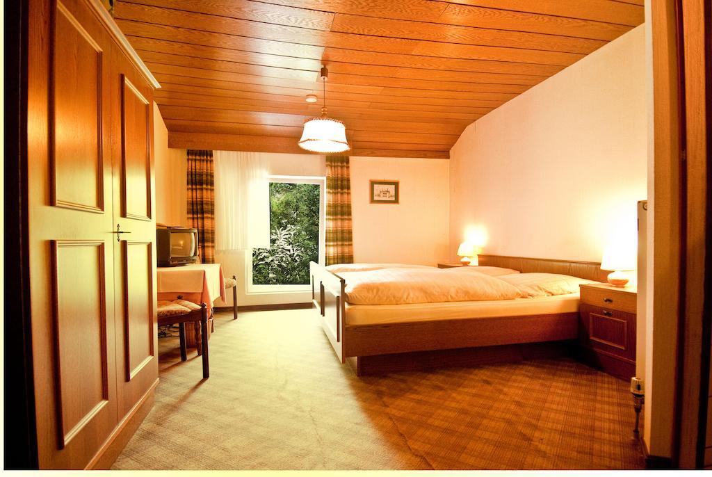 Tholey Hotel Schauenburg الغرفة الصورة